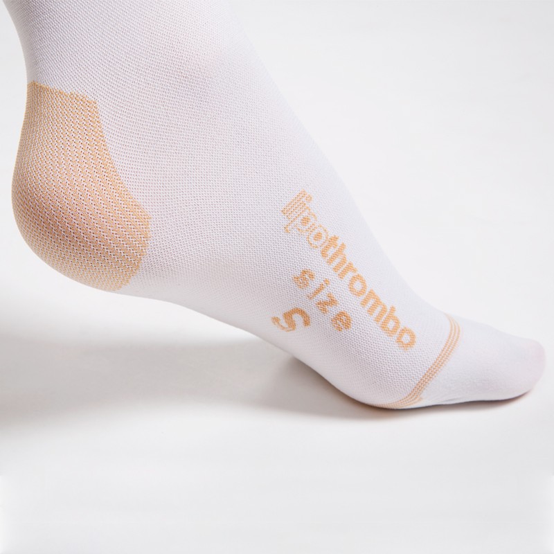 Anti-Thrombosestrümpfe LIPOTHROMBO AG - Lipoelastic.at