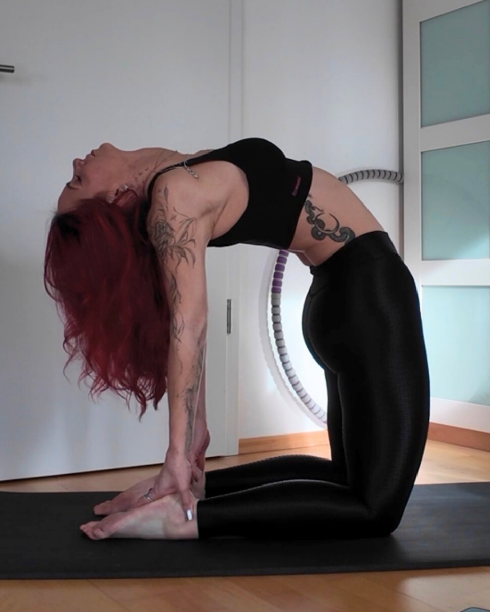 Lipödem Heldin Jule macht ihre Mobility Routine